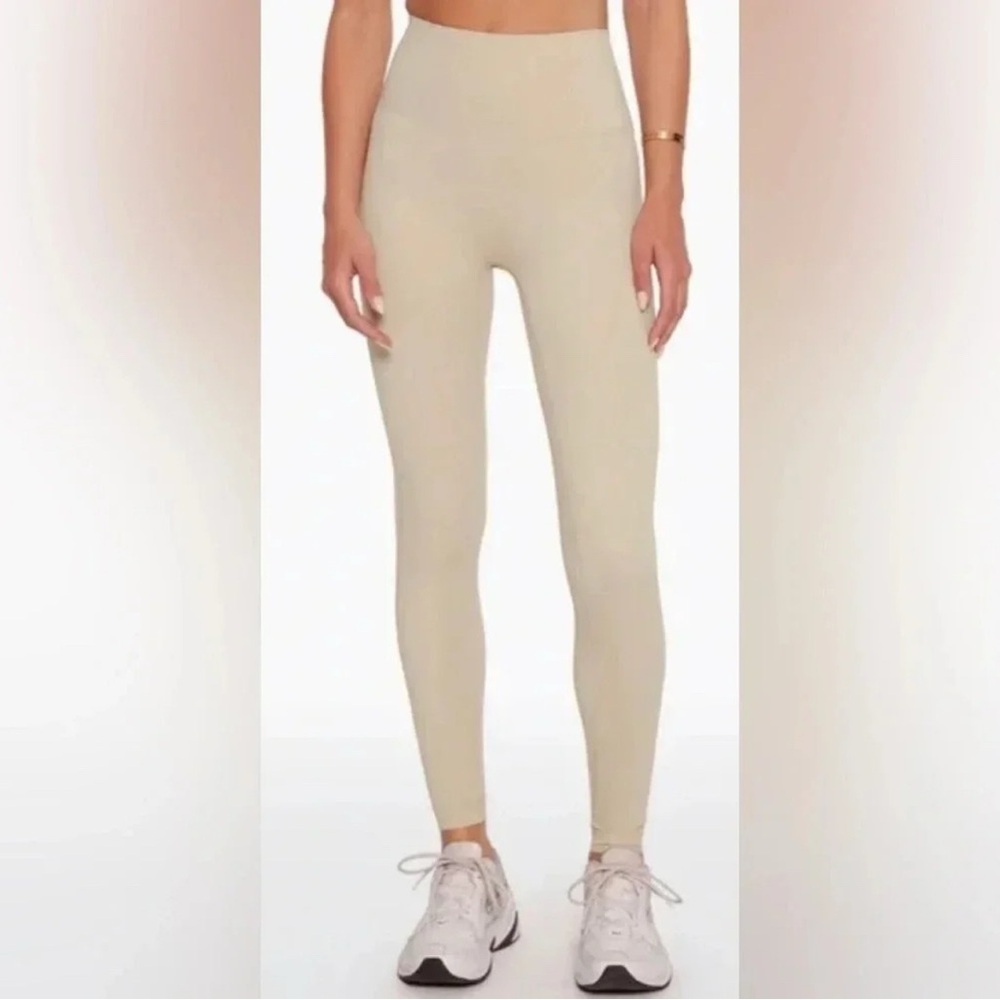 SET Active Sport Body Leggings